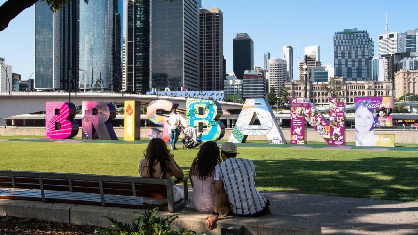 Location! Boutique 2br With Pool & Bbq Near South Bank And * Brisbane