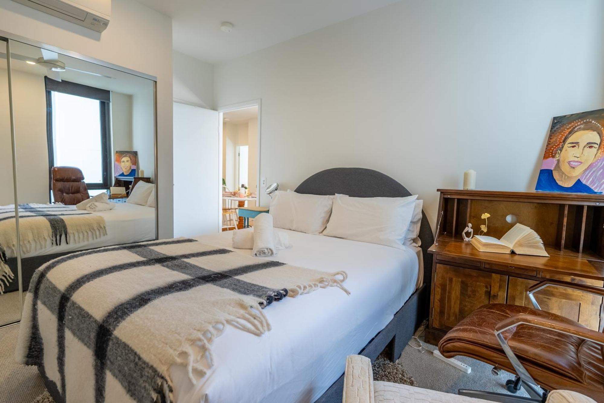 Apartment Location! Boutique 2br With Pool & Bbq Near South Bank And