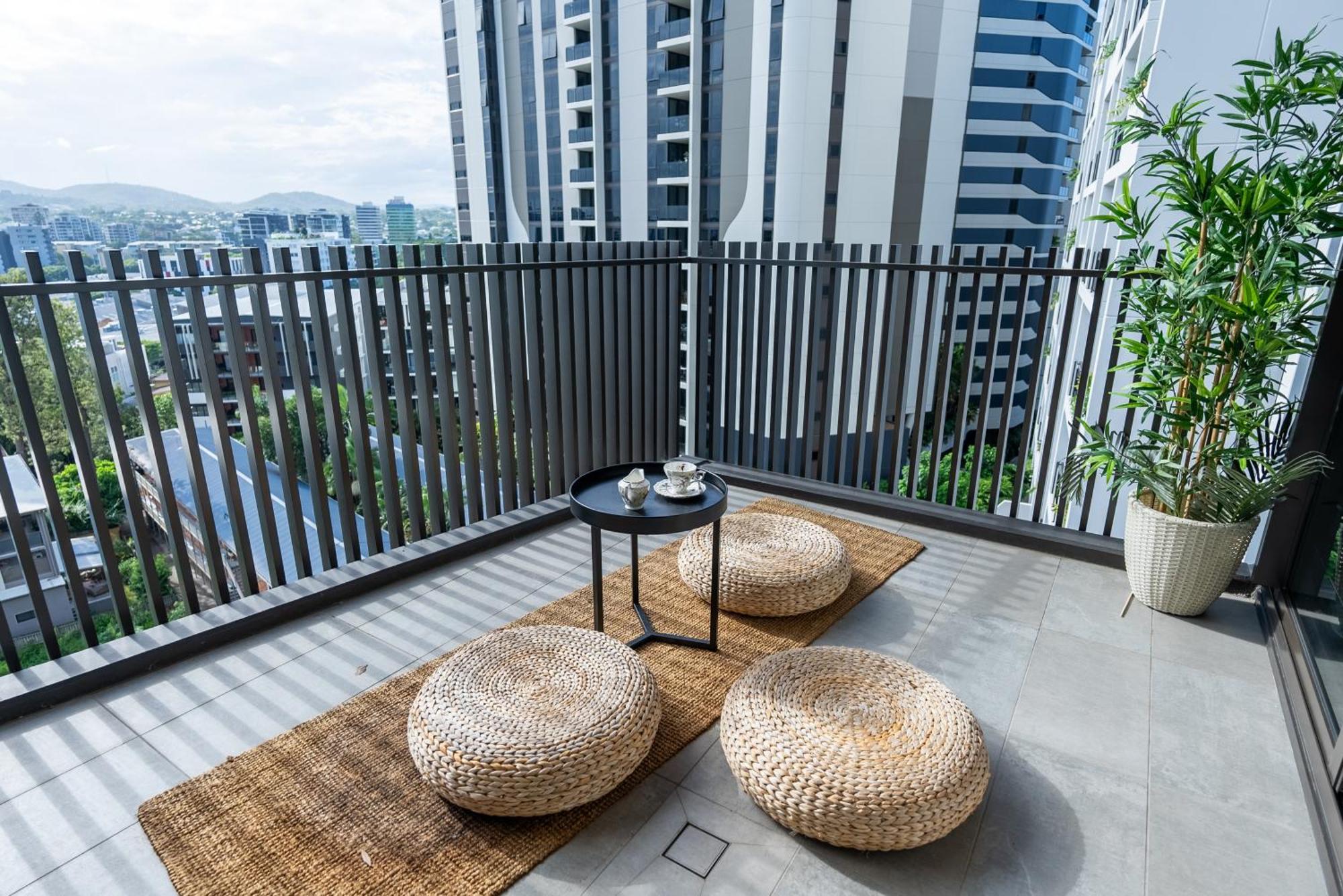 Location! Boutique 2br With Pool & Bbq Near South Bank And * Brisbane